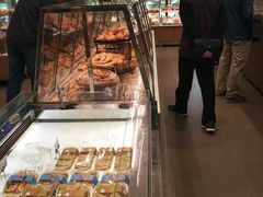 面包甜点陈列柜-巴黎贝甜(杨浦宝地店)