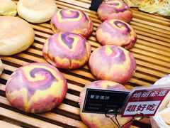 -焙丽拾光(麦凯乐直营店)