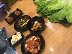 -肉甲韩国木炭烤肉(新壹街1店)