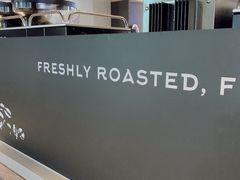 -luckincoffee瑞幸咖啡(香港名店街店)