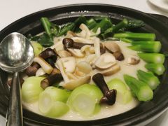 浓汤杂菌煲-明阁 Ming Court(广州朗豪酒店)