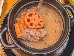 -莲餐厅·湖北菜·潜江小龙虾店(愚园路店)