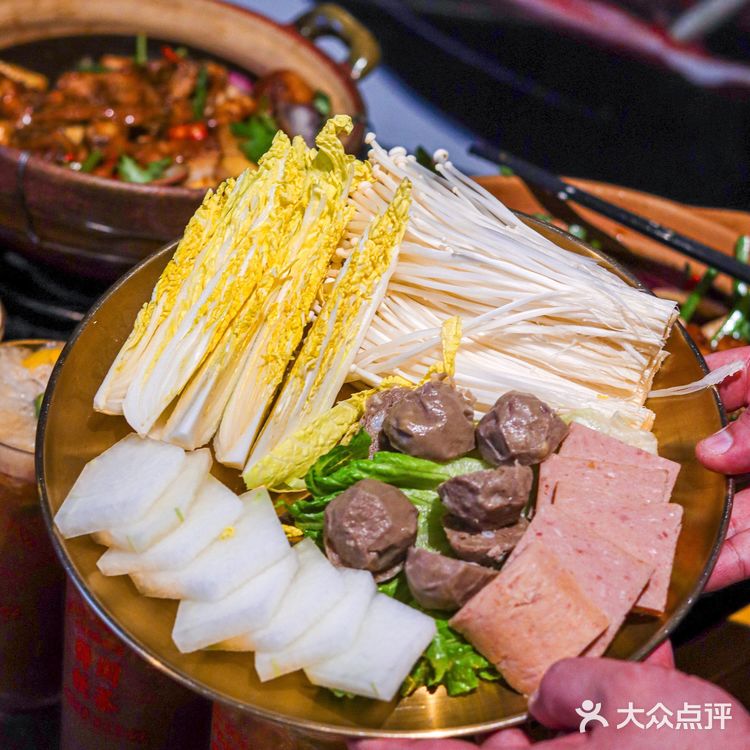 老廣榕樹頭·砂锅走地鸡煲|广东味道的代表❗