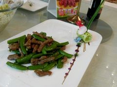 -双子楼大酒店(城开国际写字楼店)