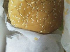 牛肉堡两个-华莱士·全鸡汉堡(沙井车站店)