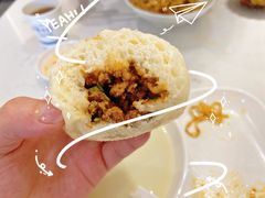 -李与白包子铺(桐梓林店)