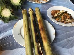 -曼听小寨岩香宰傣家美食城(勐海路店)