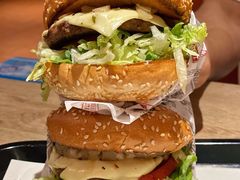 -The Habit Burger Grill 哈比特汉堡(复兴soho店)