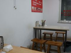 -易毛特色牛肉面(解放碑步行街店)