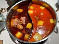 猪手鸳鸯锅-小街猪手(团结湖店)