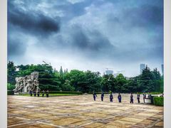 -上海市龙华烈士陵园