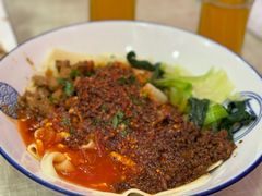 -大嘻咹biangbiang面(历史博物馆店)