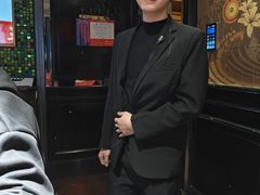 -依呀呀ktv烧烤小串(中山西路店)