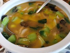 -宁波石浦大饭店(新材料城店)