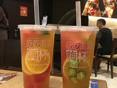 -必胜客(WOW中心城店)