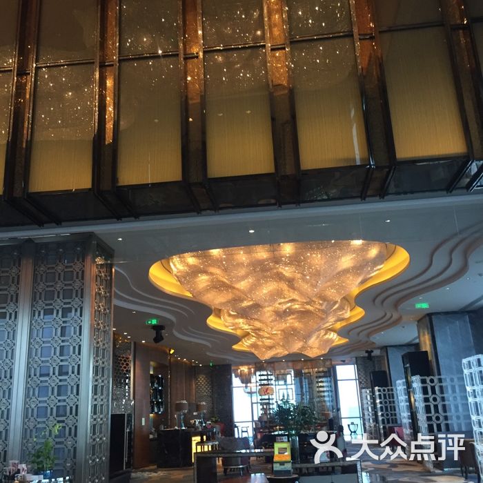 万达文华酒店美食汇自助餐厅图片