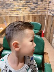 -PE SALON