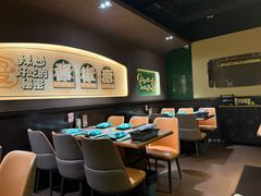 -曼听小寨海鲜烧烤·大连辣炒大王(盖州街店)