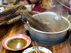 -咏勝锑锅麻辣烫(净居寺路总店)