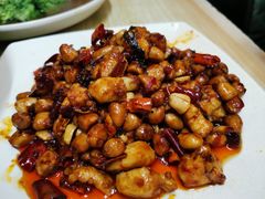 宫保鸡丁-黑皮酸菜鱼(绣花巷店)