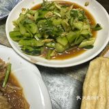 辣子鸡的饼比辣子鸡好吃