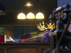 -BUND·FIVE外滩5号(天际店)