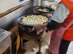 -黄阿姨锅贴大王(万航渡路店)