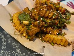 -蜗牛小馆醉乡民谣云南菜(惠新西里店)