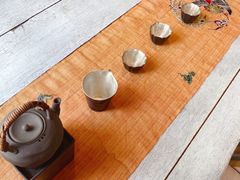 -亮河湾山庄