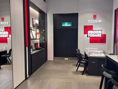 -亨吉利世界名表中心(群光店)