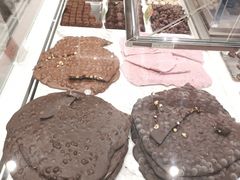 草莓巧克力脆片-VENCHI 闻绮(北京国贸商城店)