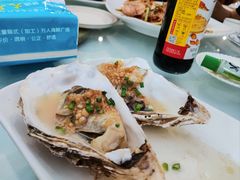 -三亚火车头万人海鲜广场