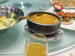 -沪华海鲜大酒楼(南汇店)