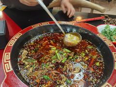 -烧哥美蛙肥肠鱼火锅·十五年社区店