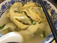 -绿杨馄饨店(湖滨新天地店)