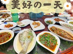 -侬佳蒸菜馆(听潮店)