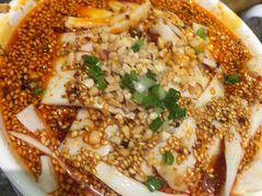-沪小二炭火蛙锅(淮海中路美食不夜城店)