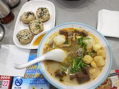 -小杨生煎(白玉兰广场店)