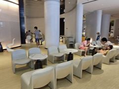 -涨巢·潮玩水疗局