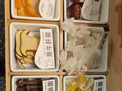 -洪氏嗨捞·猪肚鸡火锅(阳光天地店)