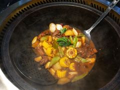 -袁小二大东北铁锅炖(吉祥村总部)