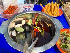 经典锅底-马路边边串串香(苗栗路店)