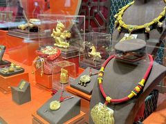 -王府井百货熙地港店