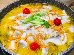 -山城外·非遗酸菜鱼(蜀都万达店)