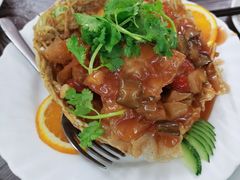 雀巢筑顶-莲华素食府