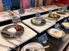 -圣丰索菲特·2 On 988 Café 自助餐厅
