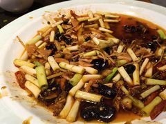 -万重锦·人文川菜馆(骡马市店)
