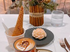 -潮一不贰·法式甜品·生日蛋糕·西式简餐(外滩店)