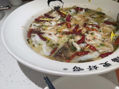 -江渔儿酸菜鱼(奥园广场金发购物中心店)