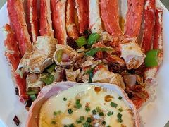 -三亚火车头万人海鲜广场